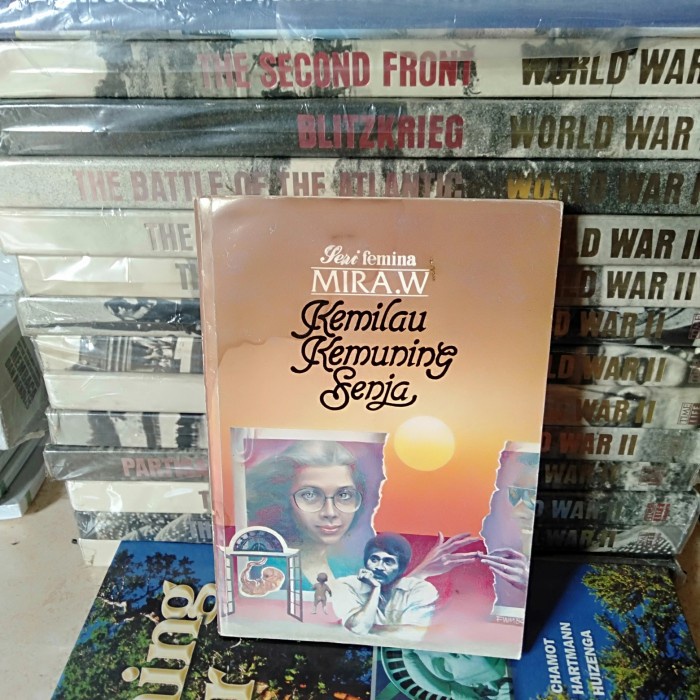 ORIGINAL SERI PEMINA MIRA W KEMILAU KEMUNING SENJA