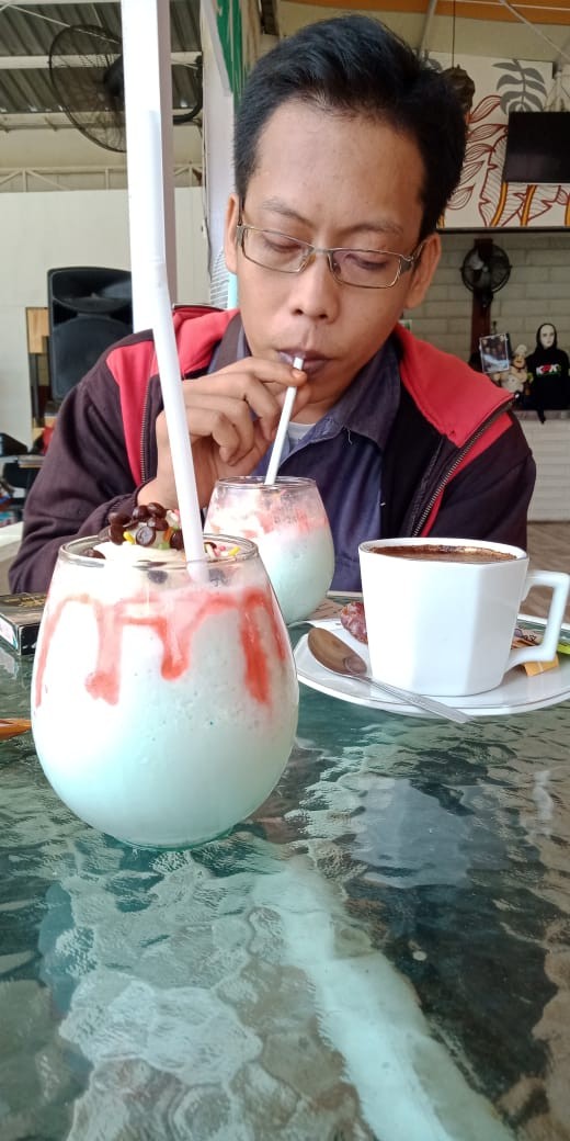 [gridline - Ls032 Light Brown & Brown] Kemeja Batik Pria Katun Lengan Panjang Slimfit