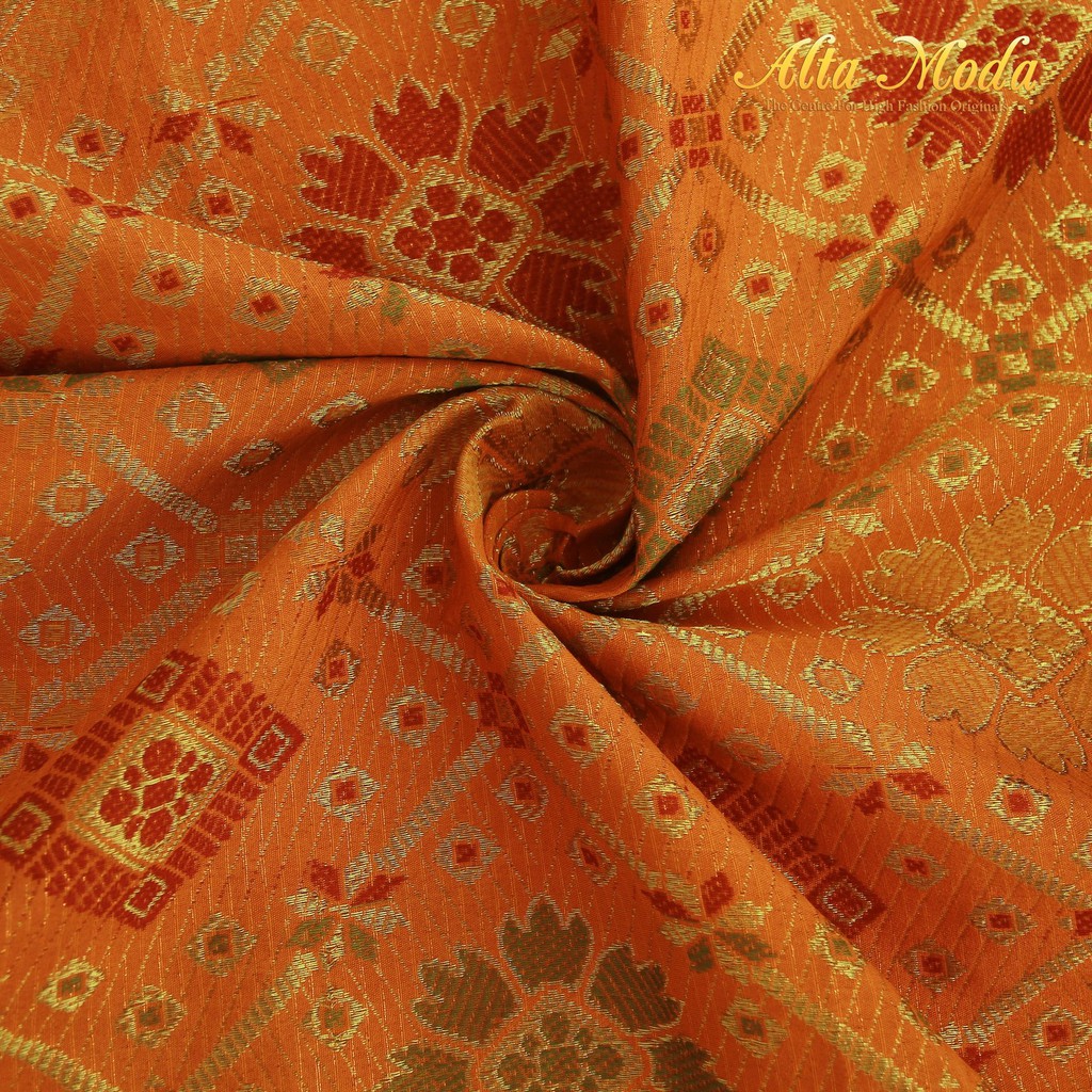 

Alta Moda Songket Motif Palembang Bunga Warna Orens (1M)