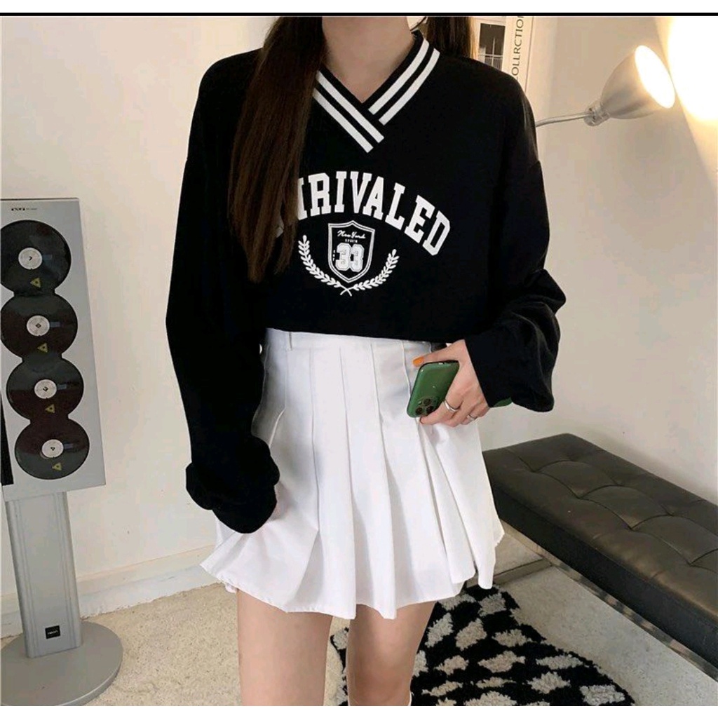 UNRIVALED SWEATER CROOPE V OBLONG WANITA