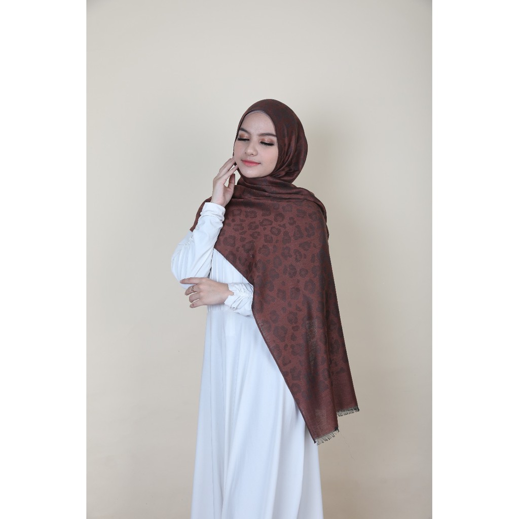 MOBASA OFFICIAL PASHMINA SILK HIJAB PASHMINA IMPORT JILBAB PASHMINA PREMIUM MOTIF LEO