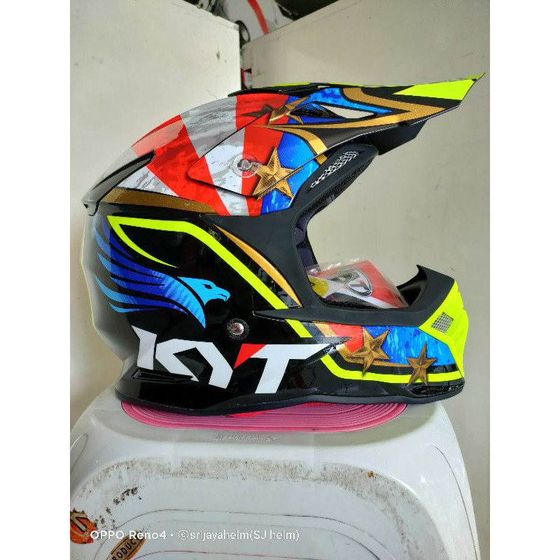 HELM KYT CROSS SKYHAWK HELM SEKELAS AIROH DAN BLAK DOFF CARBON YELOW ORIGINAL