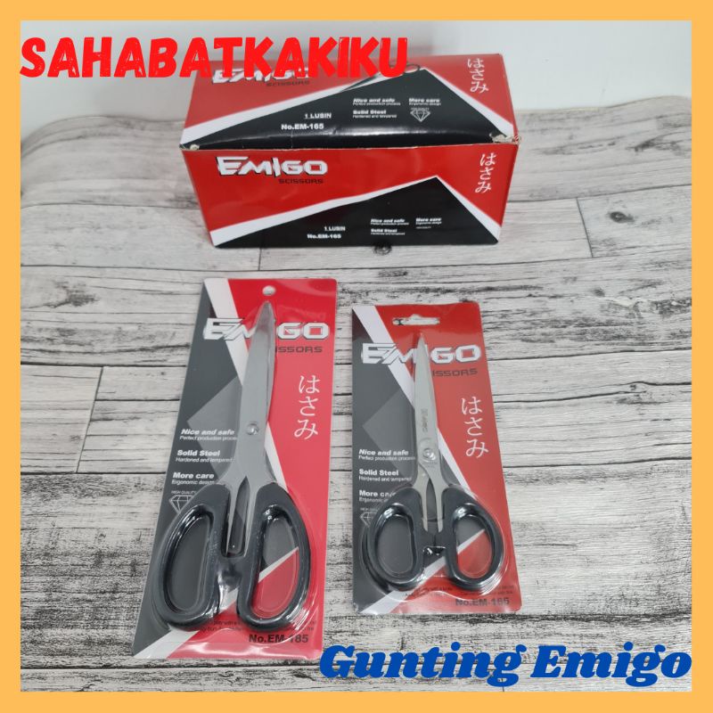 

Gunting Stainless Besar / Gunting Sedang / Gunting Kertas
