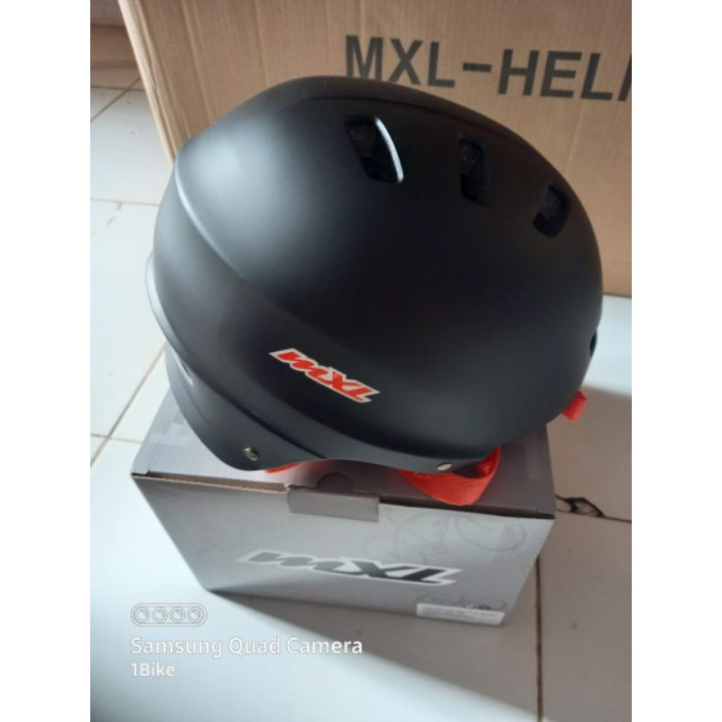 Helm Batok MXL 106