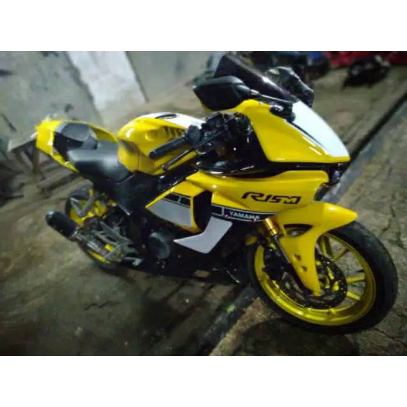 Fairing R1 untuk R15 V3