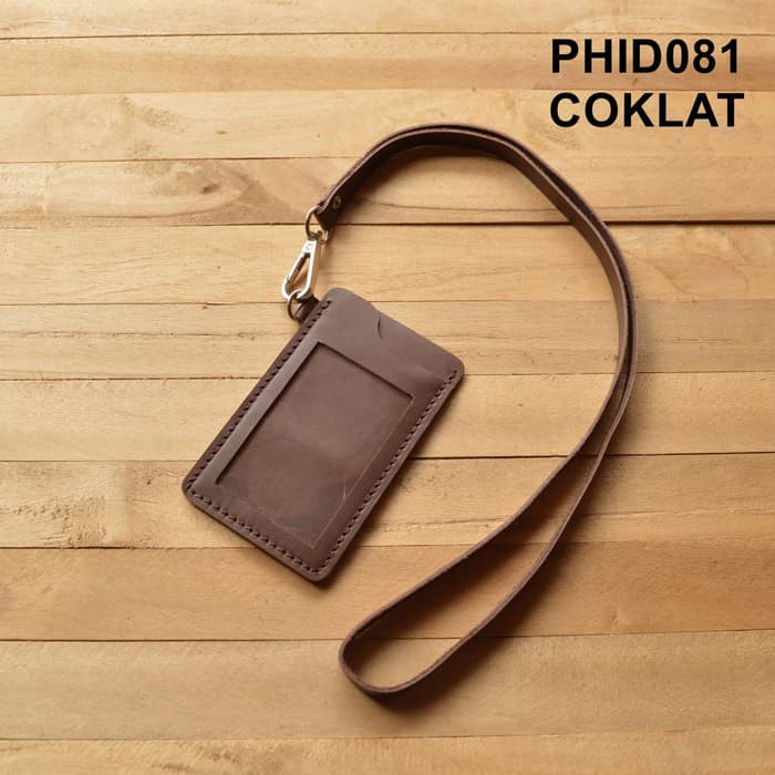 

gantungan ID card kulit asli warna tan id card holder PHID081