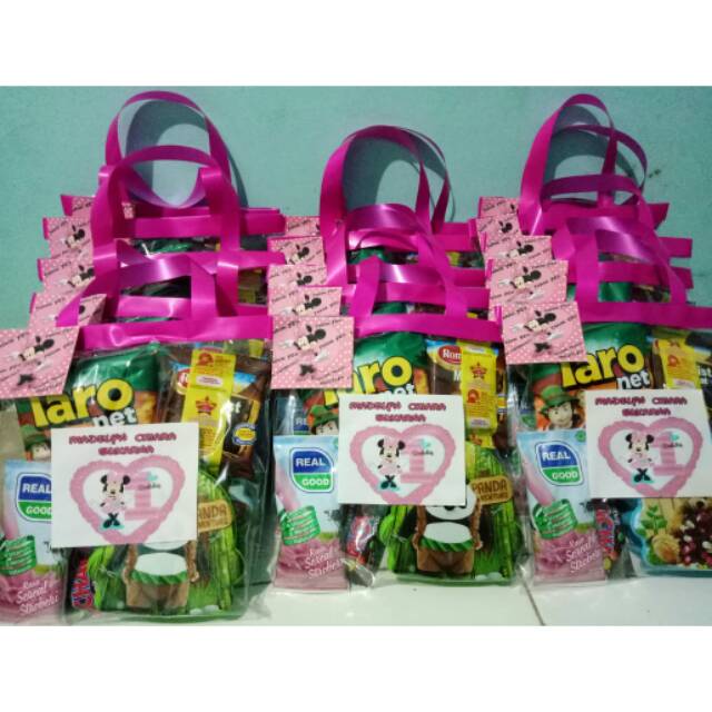 

Paket Souvenir Ulang Tahun/Snack Ulang Tahun