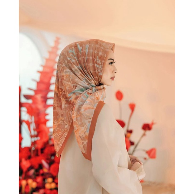 XANADU SERIES MARMALADE BUTTONSCARVESXRIAMIRANDA