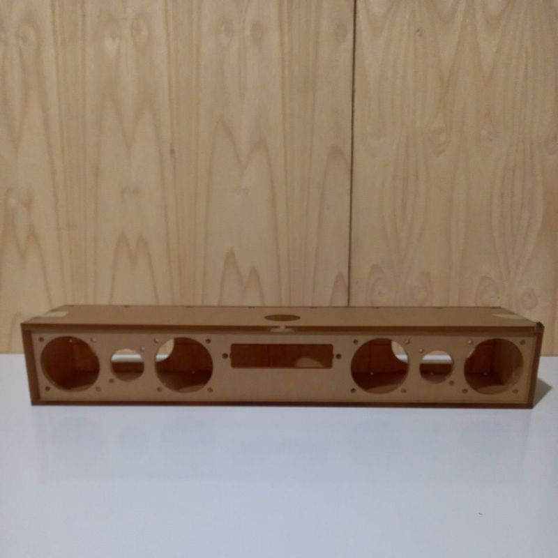 box speaker akrilik