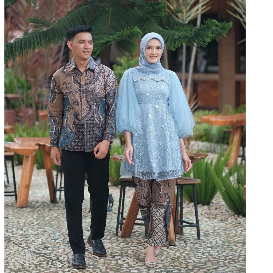 Model Baru.. Batik Couple Kebaya Modern Kebaya Wisuda Lamaran Baju Tunangan Batik Brukat Terbaru Baj
