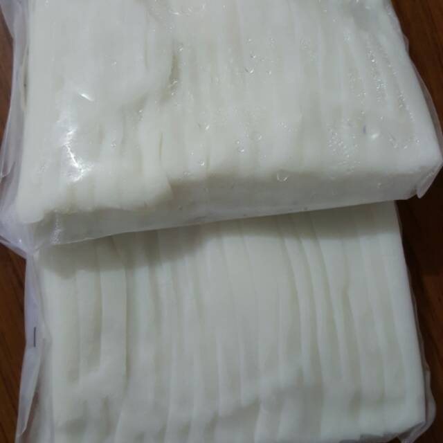 

kwetiau mentah