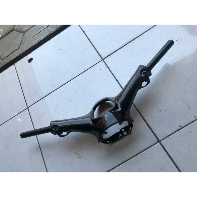 Batok stang C70 import