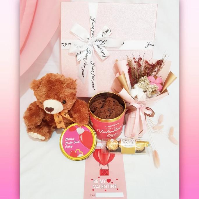 

VALENTINE HAMPERS/KADO VALENTINE/GIFT BOX/PARCEL/HADIAH VALENTINE DSG54546WE