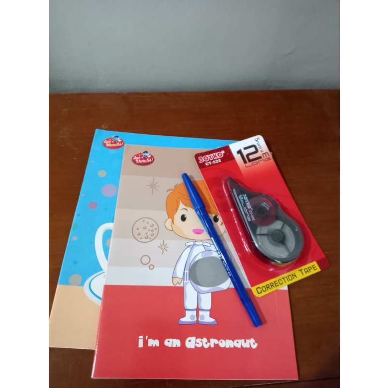 

PAKET BUKU TULIS BIRU (2 BUKU TULIS 38 SIDU , 1 BOLPEN BIRU , 1 CORRECTION KERTAS)/PAKET BUKU TULIS SIDU 38