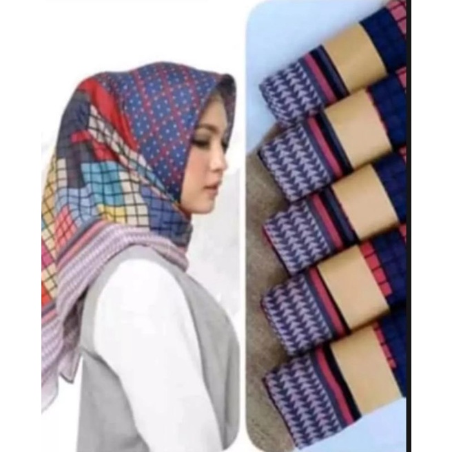 Hijab segi empat motif kotak kotak / Kerudung voal premium / Tunik / HIJAB / Kerudung terbaru 2021