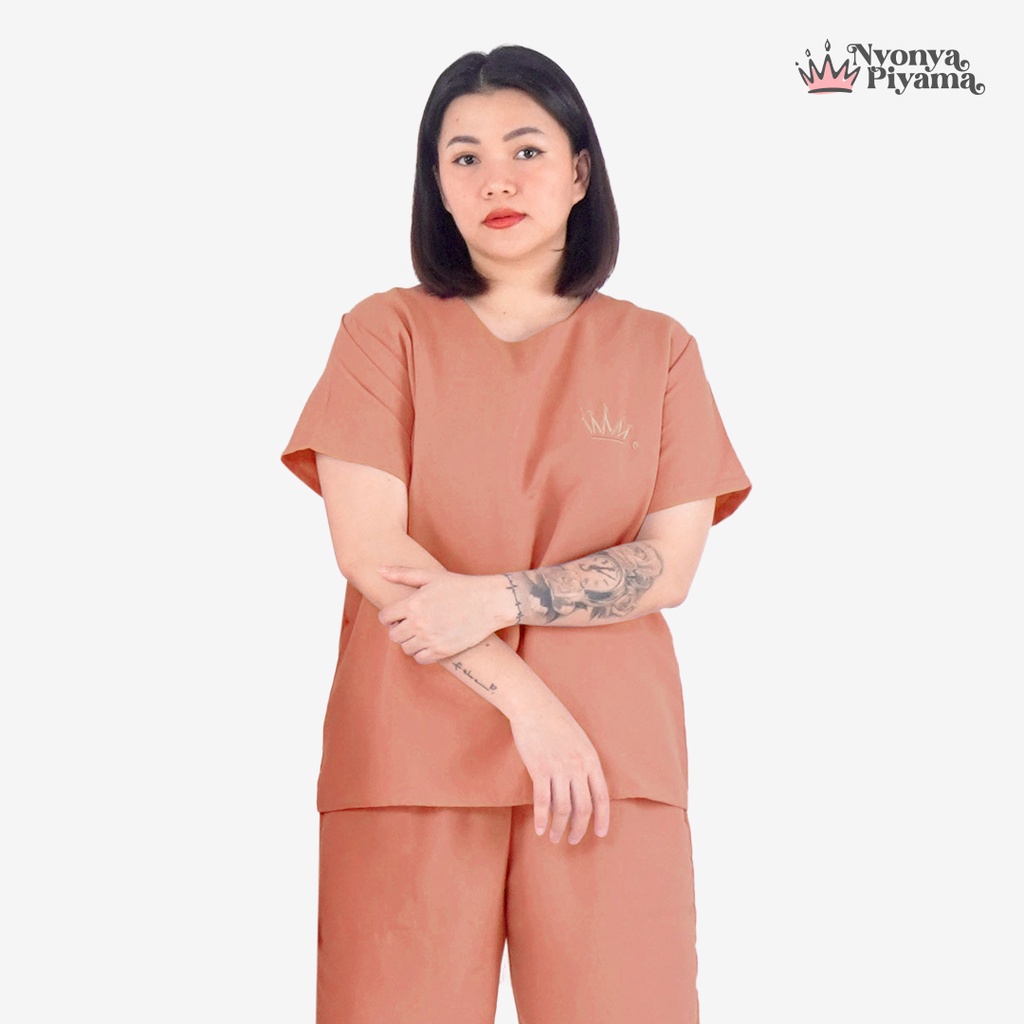 Nyonya Piyama Poly Bamboo Set Piyama Celana Pendek (Oblong Polos)-5