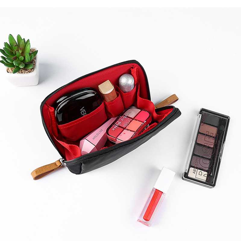 (BISA COD) FTIHSHPPURDORED Tas Kosmetik Alat Make Up Pouch Korean Style - B04108