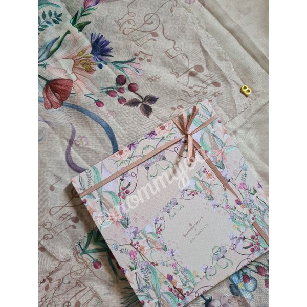 Buttonscraves Nada Series Fis Voal