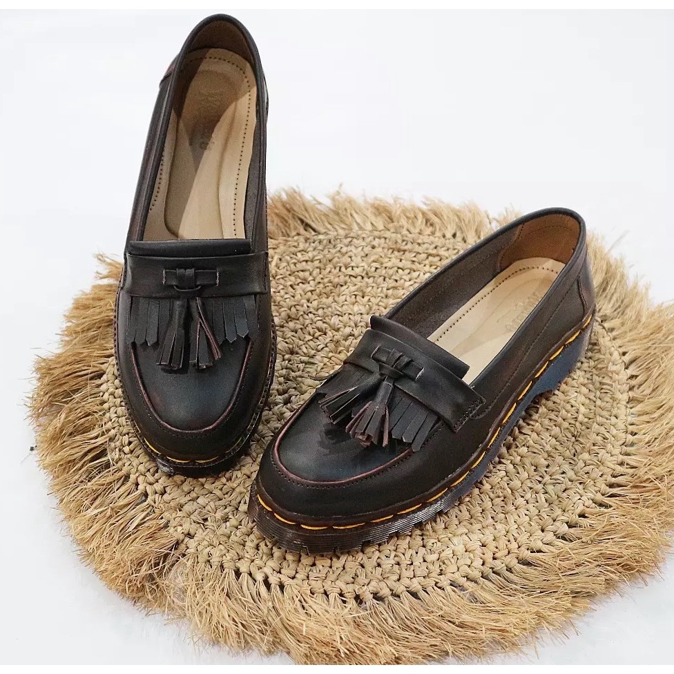 Sepatu Dokmart Wanita Loafer Kulit Cokelat Bros Up