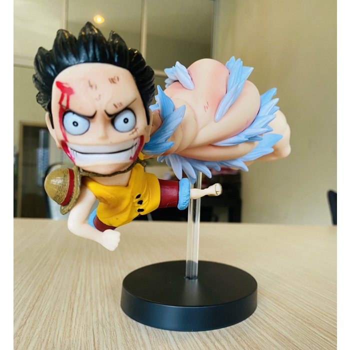 Figure luffy Gear 3 Giand Hand Giganto Punch