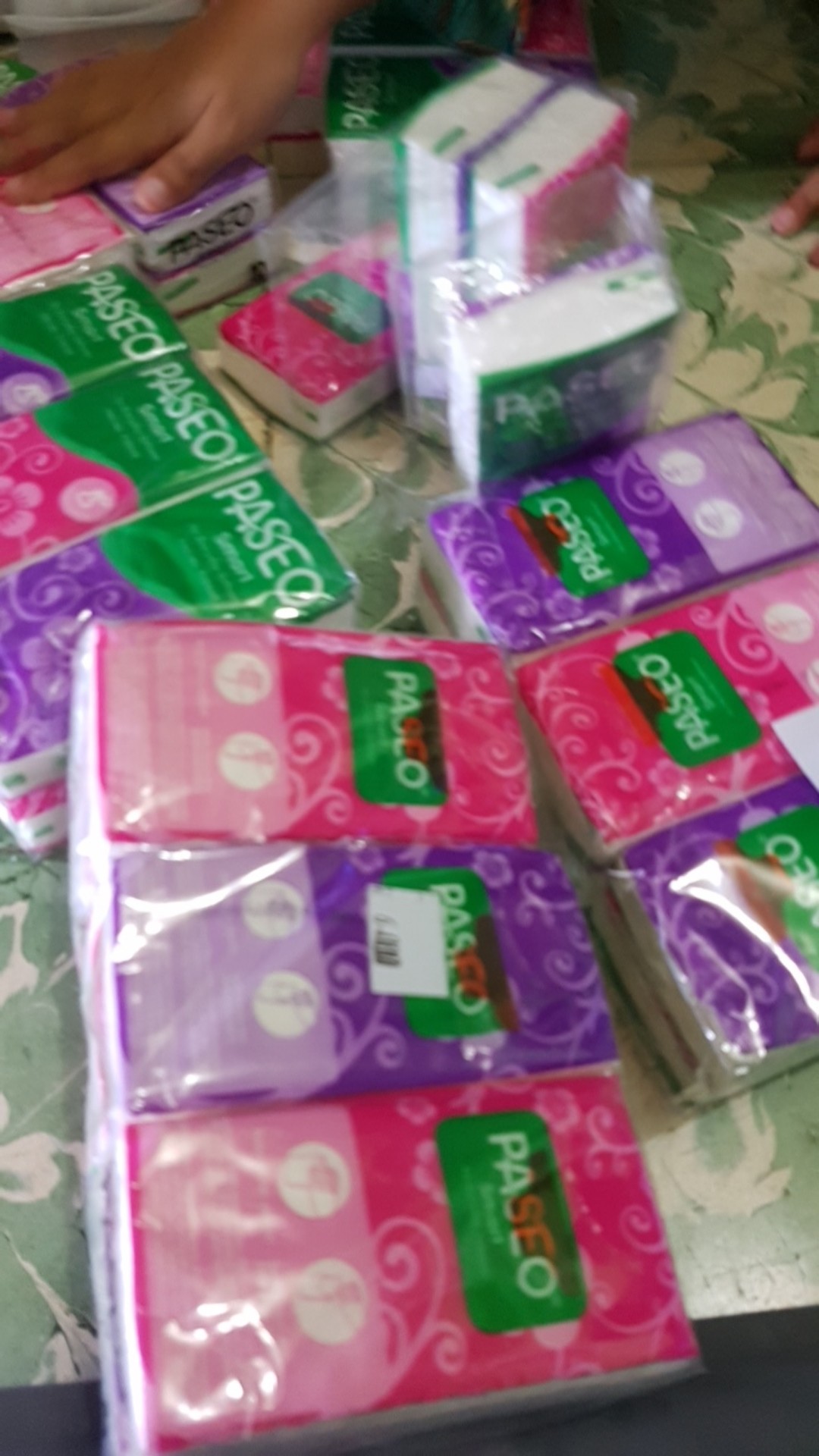 Tissue Paseo Pocket 2 Ply Isi 12 Sheets ( 1 Pack = 6 Bks Kecil )