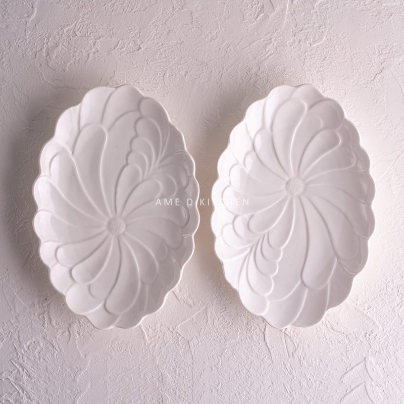 Piring saji keramik kecil bunga oval