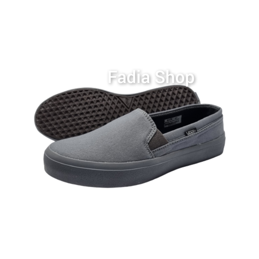 SEPATU SLIP ON PRIA DAN WANITA 017 ABU ABU.SEPATU PRIA.SEPATU WANITASEPATU KERJA.SEPATU SANTAI