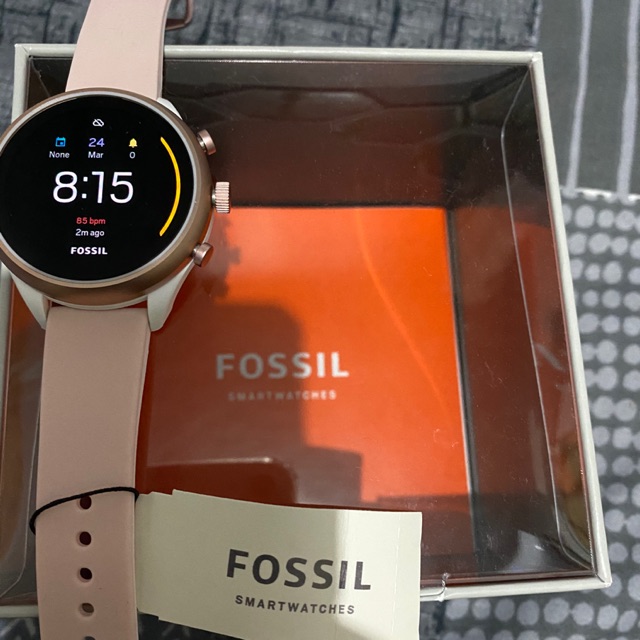 Preloved Fossil Smartwatch