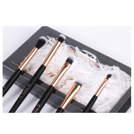 O.TWO.O 5 Pcs Pro Starshine Makeup Brush T01