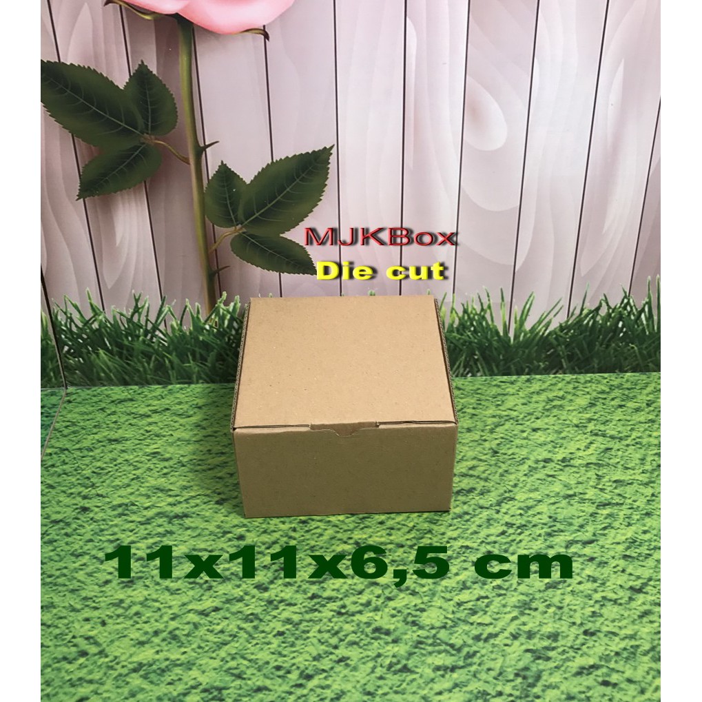 

Kardus Karton Uk, 11x11x6,5 cm...Die Cut u/ packing - aksesoris - dll
