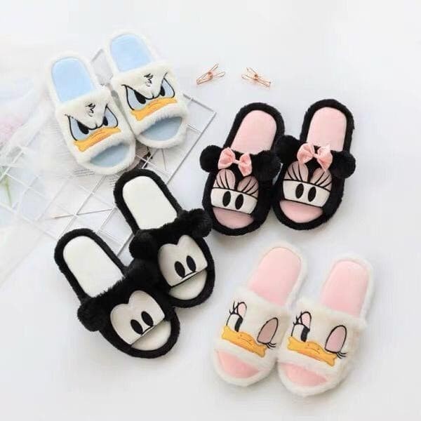 SANDAL TSUM MICKEY MINNIE MOUSE DAISY DONALD DUCK KAMAR BONEKA