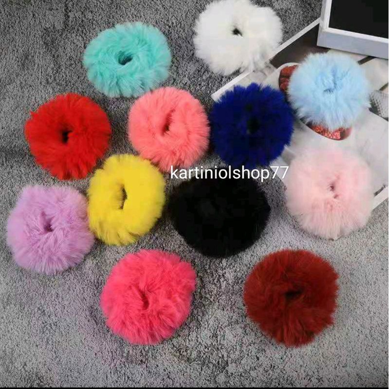 Ikat Rambut Scrunchie Bulu Kekinian // Ikat Rambut Korea Kekinian