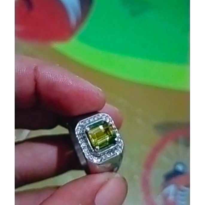 YELLOW SAPPHIRE [Crystal Srilanka]