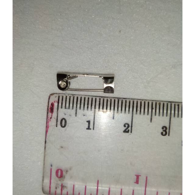 

Peniti 1,5cm isi 12pcs