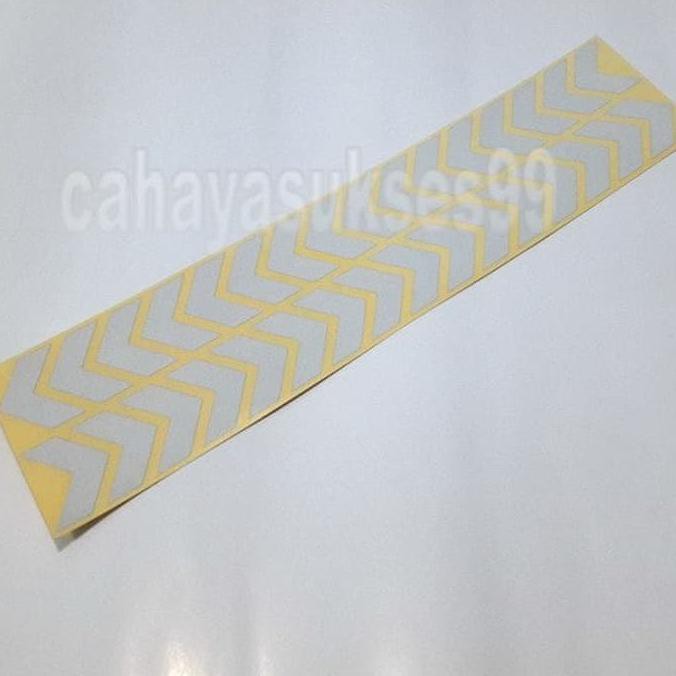

Sticker Cutting SAFETY SIGN ARROW PUTIH 30cm Metalik White Stiker 2pcs