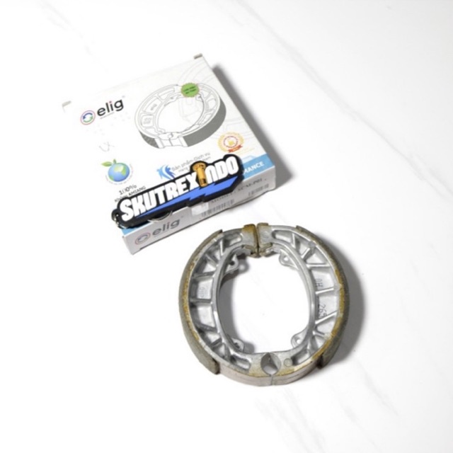 Kampas Rem Belakang Elig Vespa S LX