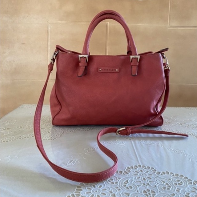 Tas Sling ANNE KLEIN Kulit asli