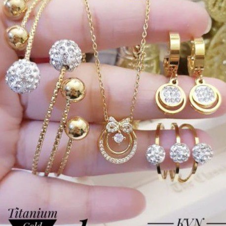 Titanium Set Perhiasan Wanita 5642S