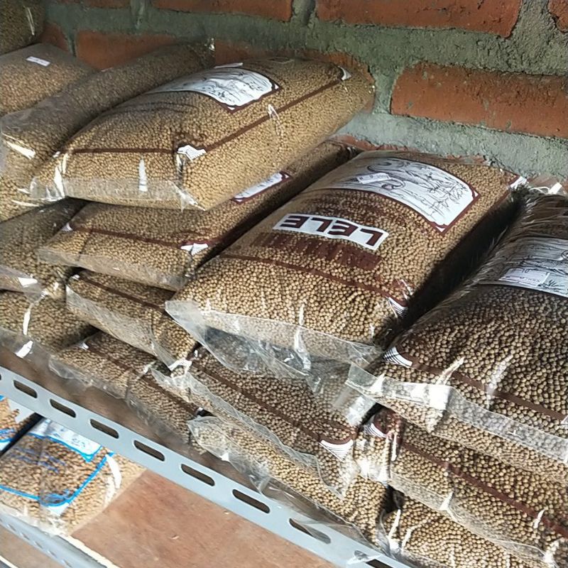 PAKAN LELE UKURAN -2  1 kg  VOER LELE PERTUMBUHAN PAKAN LELE MAKANAN LELE VOER LELE PUR LELE POR LEL
