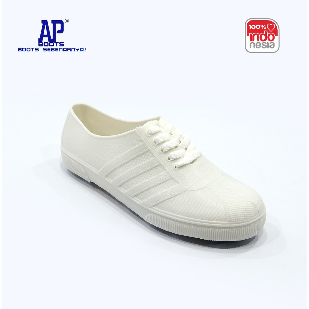 SEPATU KARET AP 963 WHITE 37-42 - SEPATU KARET BOLA PUTIH - AP BOOT