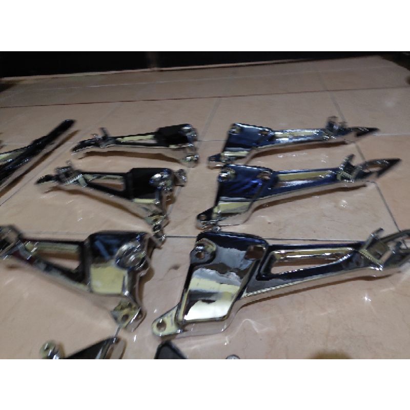 POSTEP BELAKANG MEGAPRO PRIMUS CRHOME ORI COPOTAN MOTOR