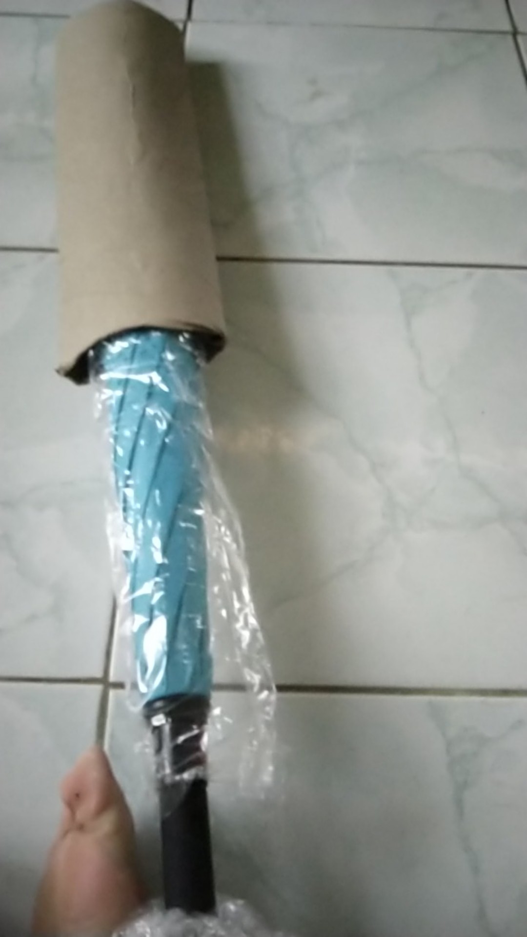 Payung Terbalik Kazbrella / Peralatan Hujan A