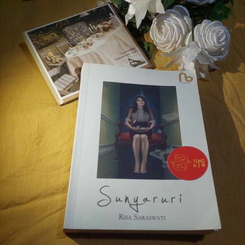 Preloved Buku Sunyaruri - Risa Saraswati