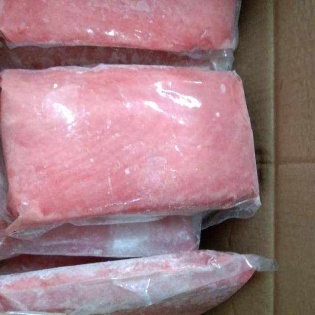

Ikan Tuna Saku lokal frozen 1kg Miet saku jayfroz