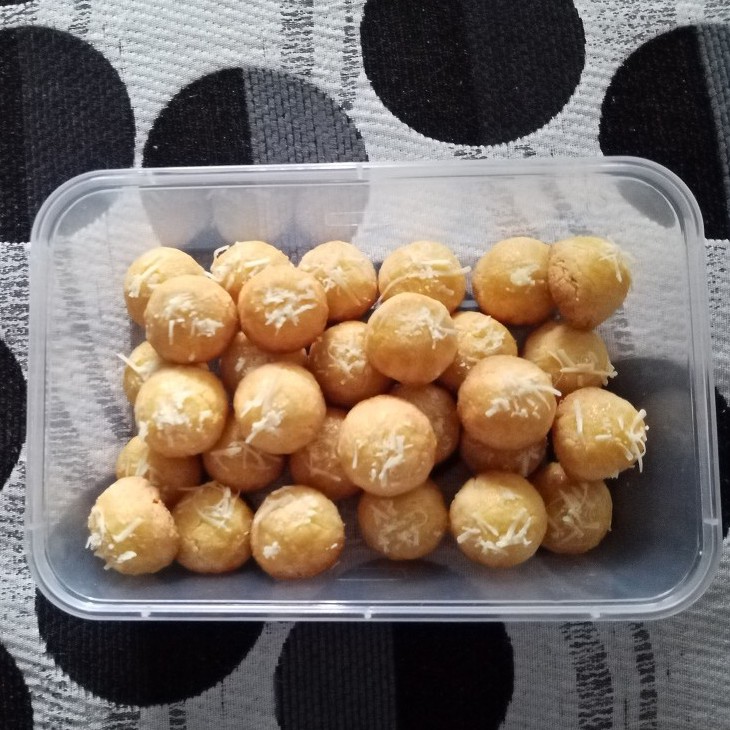 

RB22 NASTAR DEBM KETO ISI KEJU 15Pcs