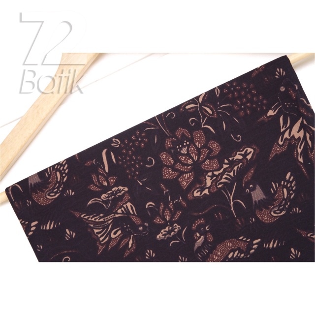 KAIN BATIK PREMIUM Bahan Katun Motif Ikan Two Tone Pagi Sore Warna Hitam Tanah 721223 Cap 72 Jarik Jarit Samping Kebat Panjang Batik Katun Modern Premium Bahan Seragam Batik Pernikahan Kantor Keluarga Murah Kamen Jadi Batik Bali Lembaran