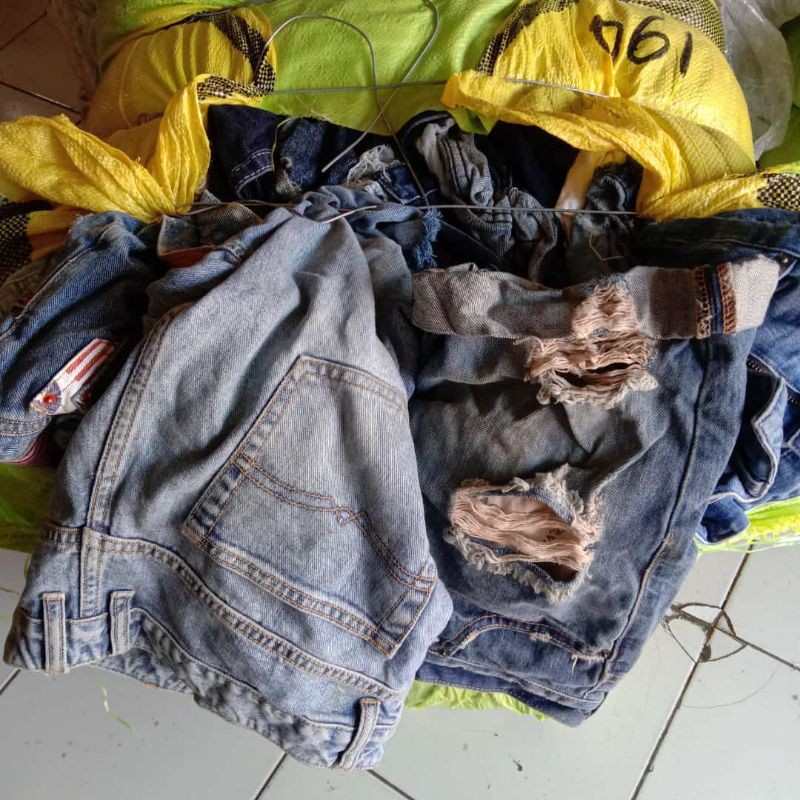 ball celana jeans pendek cowok mix cewek