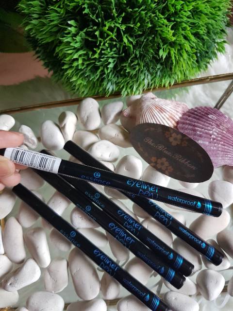 ESSENCE COSMETICS WATERPROOF EYELINER PEN