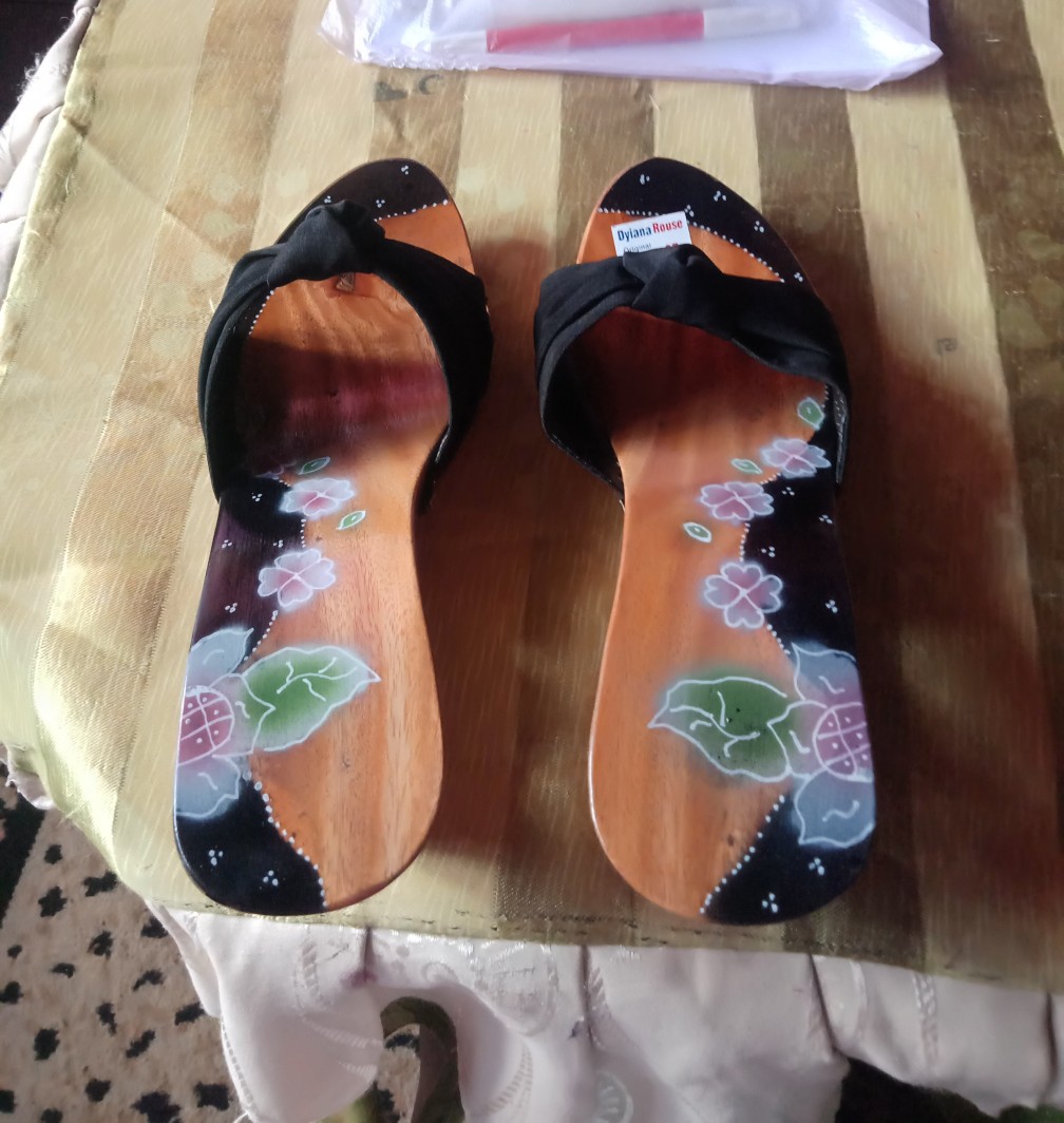Promo Sandal Wedges Sandal wanita Kelom Geulis Wedges Promo Sandal Wedges Sandal wanita Kelom Geulis Wedges
