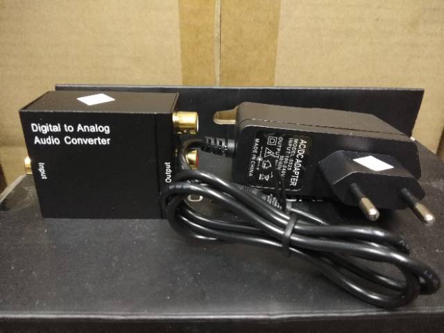Digital to Analog Audio Converter + Kabel Toslink